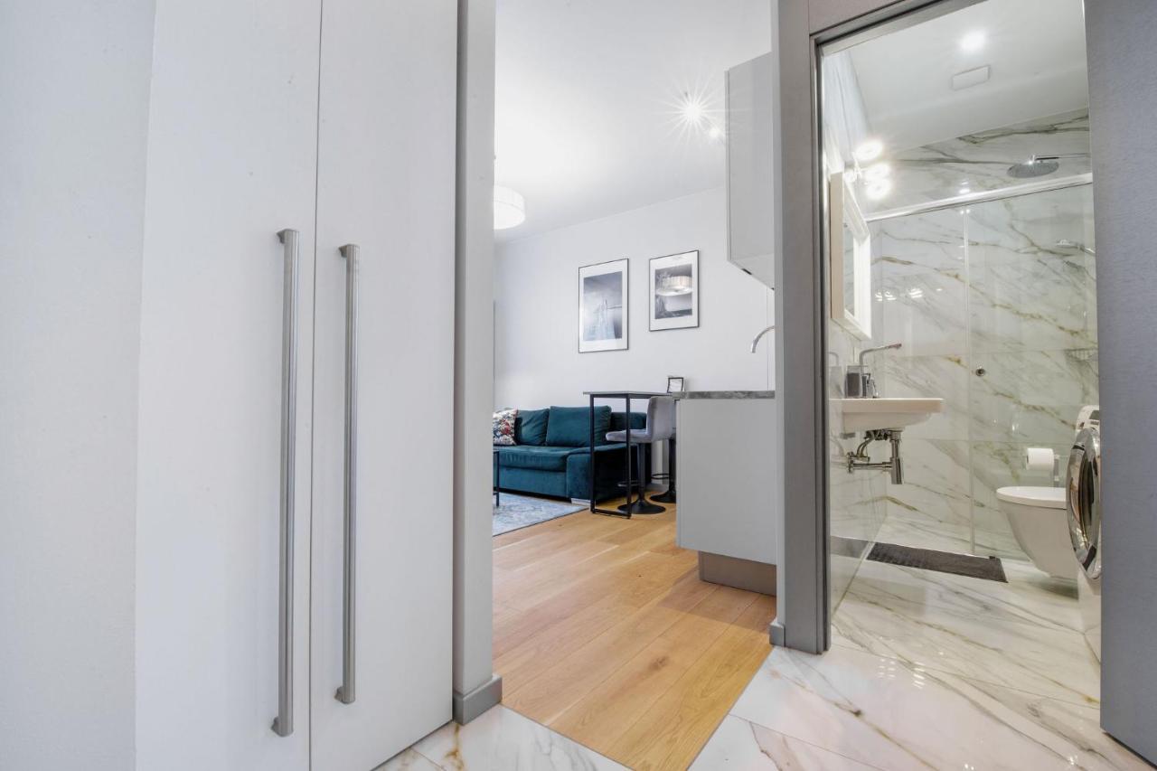 Design Apartment Loft Majori With Large Terrace Jūrkalne Buitenkant foto